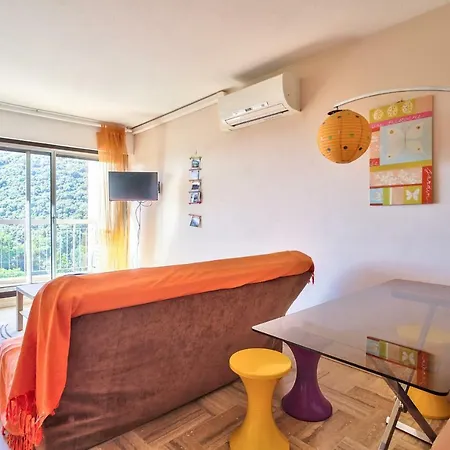 Apartment Le Riou